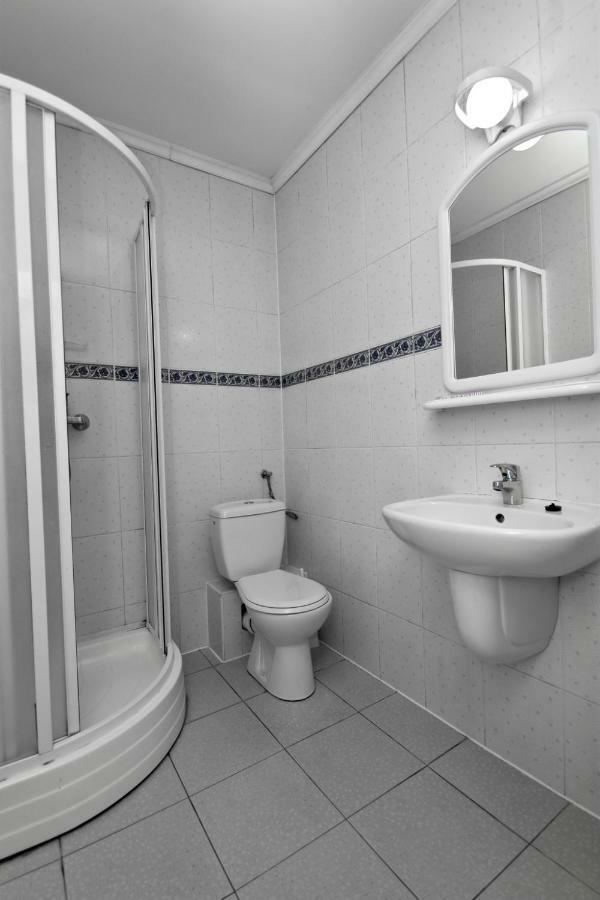 Bialy Orzel Aparthotel Przemyśl Buitenkant foto